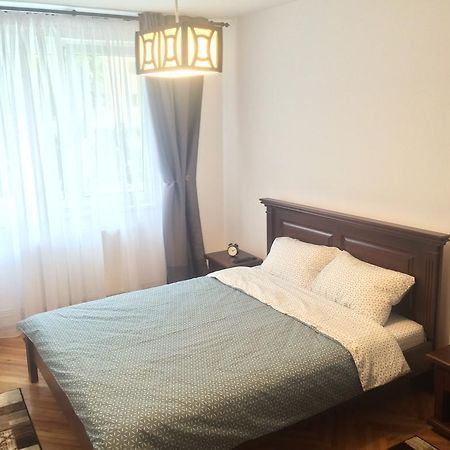 Apartment Krondays Braşov Exteriör bild